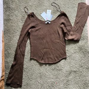 Uniqlo x Mame Kurogouchi square neck top